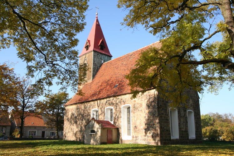 Kościół filialny pw. Matki Bożej Królowej Korony Polskiej