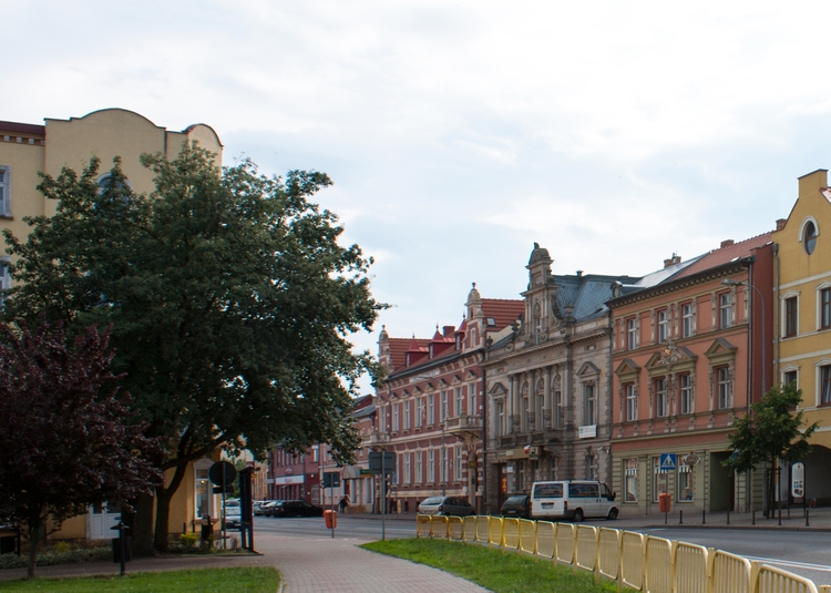 Kamienice  przy ulicy Armii Krajowej 2, 4 i 6