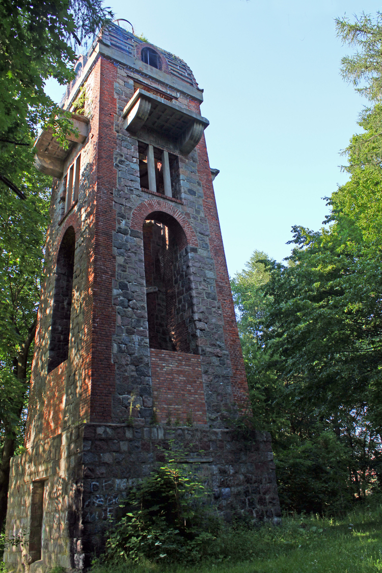 Wieża widokowa z parcelą