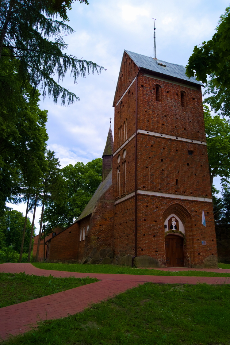 Kościół pw. Matki Boskiej Ostrobramskiej w Krupach