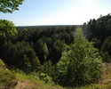 Na zdjęciu jest ukazany widok ze szczytu Góry Zielonczyn.                                                                                                                                               