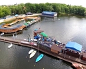 Na zdjęciu widać Wyciąg do Nart Wodnych i Wakeboardu w Szczecinku.                                                                                                                                      