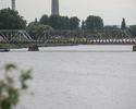 Zdjęcie przedstawia most zwodzony nad Regalicą. Na pierwszym planie widać rzekę, w tle most.                                                                                                            