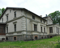 Zdjęcie przedstawia zabytkowy pałac w Stradzewie                                                                                                                                                        