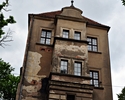 Zdjęcie przedstawiające boczną ścianę "starego' Zamku w Płotach                                                                                                                                         