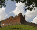 Zdjęcie przedstawia ruiny zamku Drahim w Starym Drawsku.                                                                                                                                                