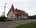 Zdjęcie przedstawia kościół filialny pw. Miłosierdzia Bożego w Pomierzynie.                                                                                                                             