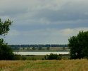 Widok przedstawia Jezioro Miedwie.                                                                                                                                                                      