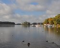 Zdjęcie przedstawia jedno z jezior na Pojezierzu Myśliborskim.                                                                                                                                          