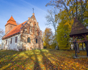 Zdjęcie przedstawia kościół filialny pw. Matki Bożej Królowej Polski w Kościernicy.                                                                                                                     