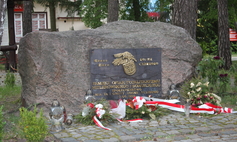 Pomnik ofiar totalitaryzmu hitlerowskiego i sowieckiego