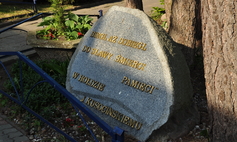 Obelisk poświęcony Januszowi Kusocińskiemu