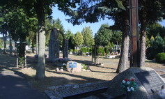 Pomniki na cmentarzu