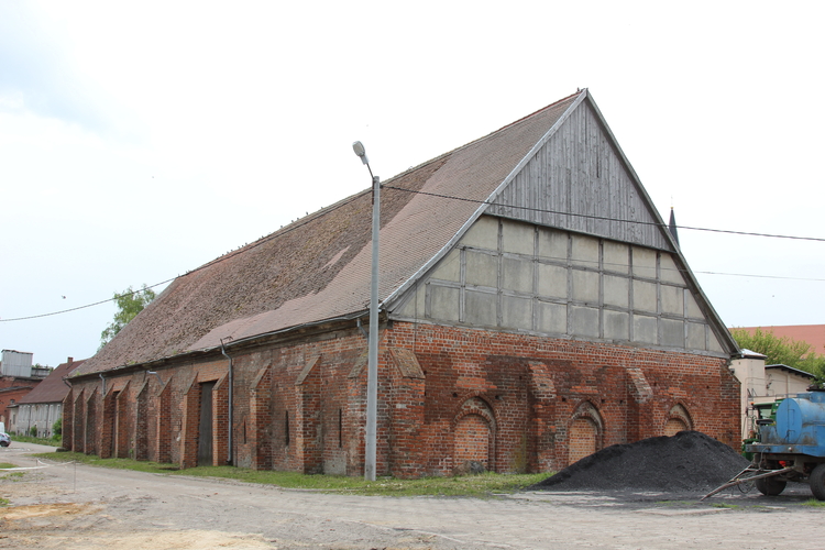 stodoła gotycka w Kołbaczu