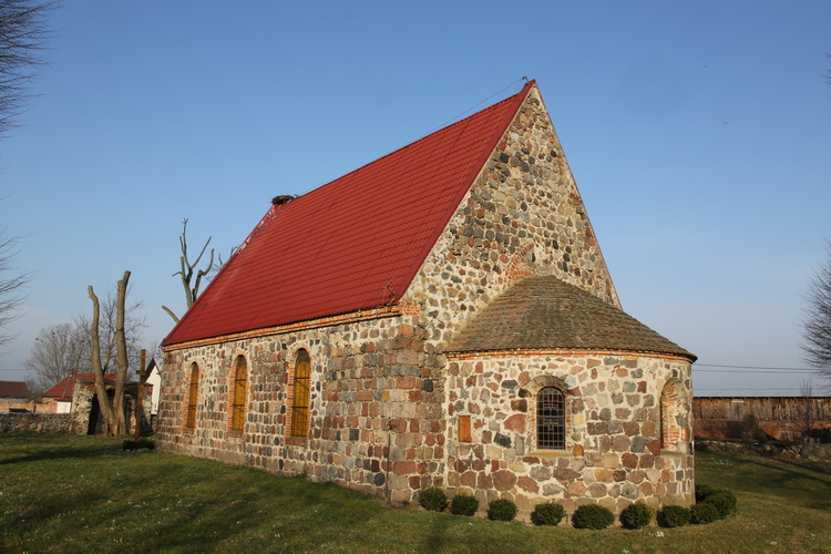 Kościół filialny pw. Podwyższenia Krzyża Świętego w Kartnie gm. Stare Czarnowo