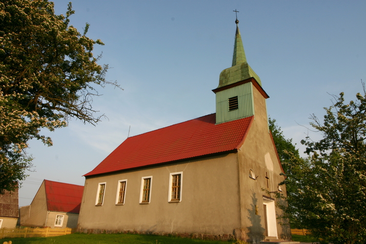 Kościół filialny pw. św. Wojciecha i św. Huberta
