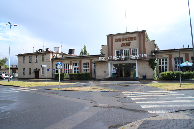 Dworzec kolejowy Szczecin Dąbie