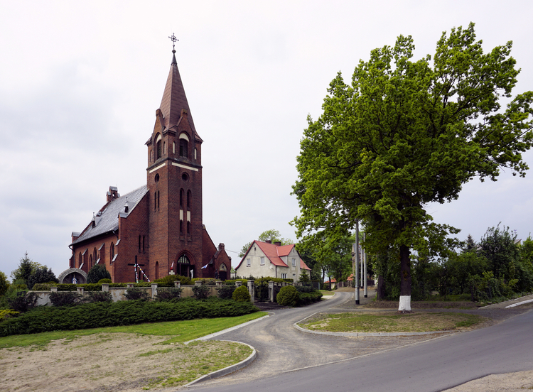 The_St_Laurence_the_Martyr_parish_church