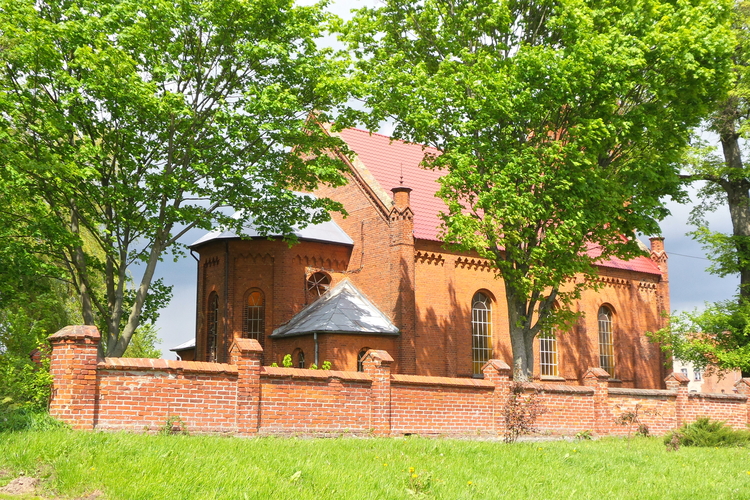 Kościół w Nakielnie