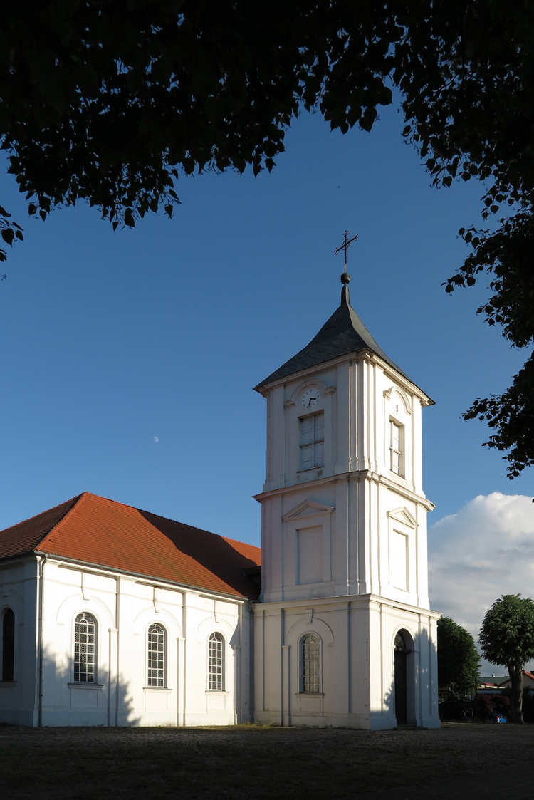 Kościół p.w. Matki Boskiej Królowej Polski