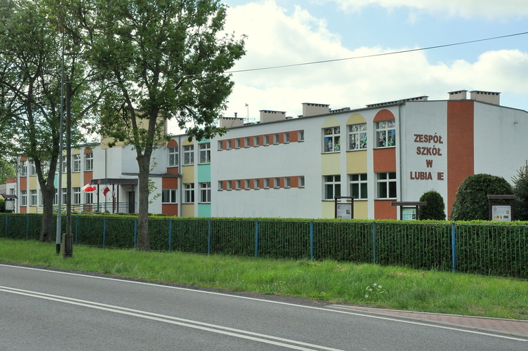 Szkoła w Lubianie 