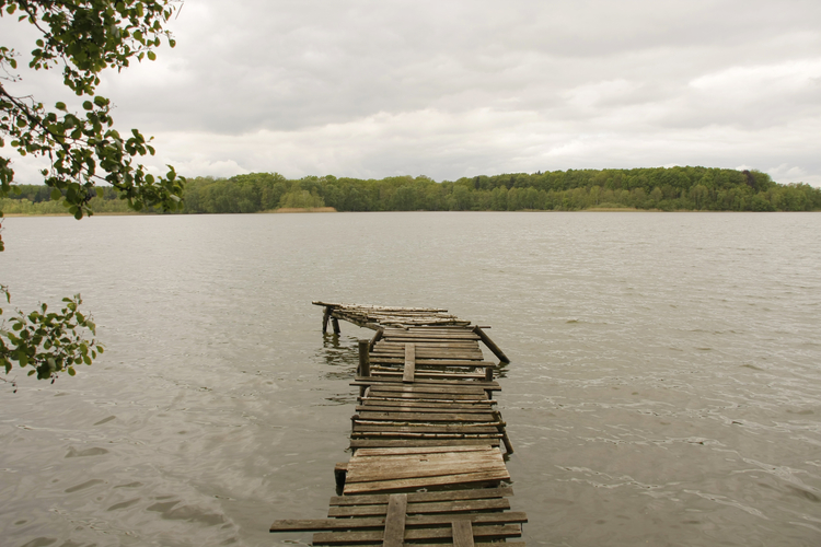 Jezioro Narost