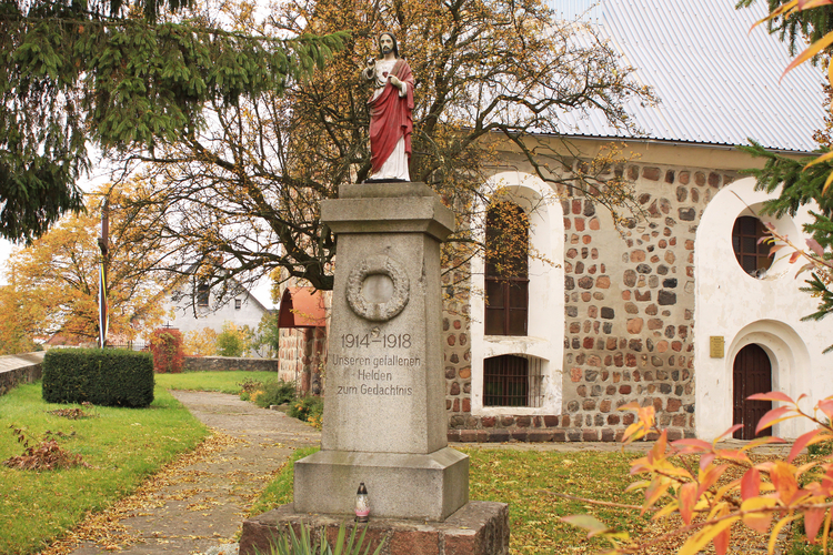 Pomnik pamięci mieszkańców Lubanowa poległych w I wojnie światowej