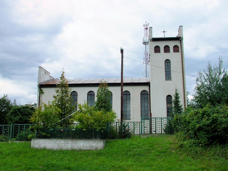Szczuczarz - kościół pw św Maksymiliana Kolbego.jpg