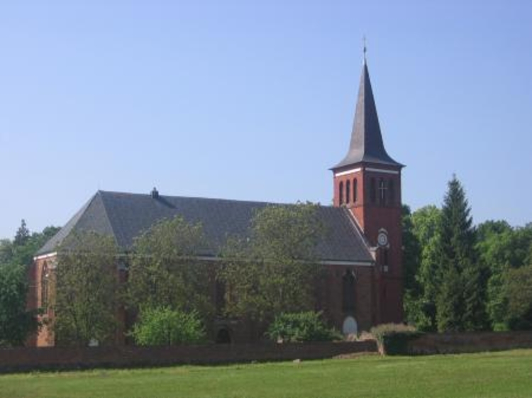 Marianowo Klasztor cysterek z XIII w., kościół murowany z I poł. XV w..JPG