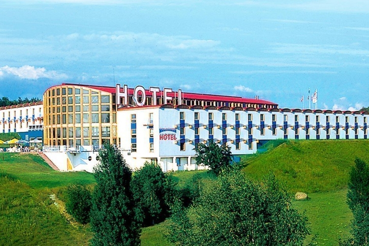 hotel-panorama.jpg