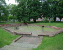 Ruiny kaplicy św. Jerzego w Goleniowie, widok od strony ul. Sportowej.                                                                                                                                  