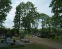 Zdjęcie przedstawia fragment cmentarza w Marszewie.                                                                                                                                                     