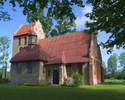Zdjęcie przedstawia kościół pw. Podwyższenia Krzyża Św. w Pieszczu od strony południowo - wschodniej.                                                                                                   