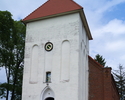 Zdjęcie przedstawia kościół pw. Matki Boskiej Różańcowej w Marszewie od strony zachodniej.                                                                                                              