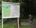 Zdjęcie przedstawia Park Żubra w Złocieńcu.                                                                                                                                                             