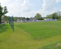  Widok przedstawia stadion w Krzęcinie.                                                                                                                                                                 