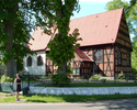 Zdjęcie przedstawia kościół parafialny pw. Matki Bożej Królowej Polski.                                                                                                                                 