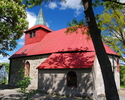 Zdjęcie przedstawia kościół filialny pw. św. Michała Archanioła w miejscowości Łabędzie.                                                                                                                