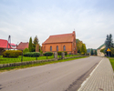 Widok na kościół parafialny pw. św. Wojciecha w Wyszewie.                                                                                                                                               