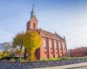 Zdjęcie przedstawia kościół parafialny pw. Matki Bożej Szkaplerznej w Szczeglinie.                                                                                                                      