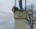 Widok przedstawia Pomnik poświęcony mieszkańcom Piaseczna, którzy zginęli w I wojnie światowej"                                                                                                         