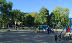 Plac zabaw dla dzieci w Parku przy Gimnazjum Miejskim nr 1 w Sławnie