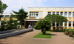 Schwimmbad des Schulkomplexes zum Ignacy Łukasiewicz