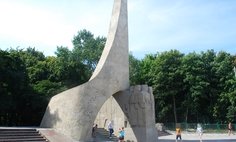 Denkmal des Heirats Polen mit Meer (Pomnik Zaślubin Polski z Morzem)